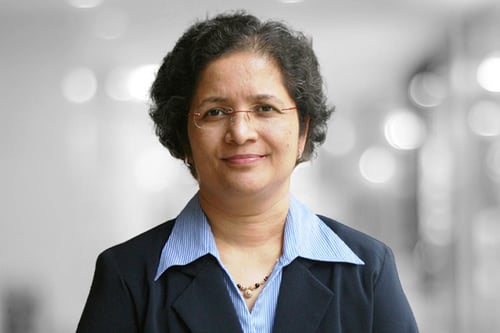 Dr Veena Jadhav