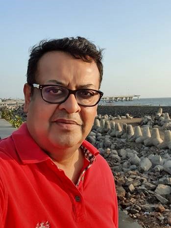 Nitish Jain (President – SP Jain) shares a selfie while jogging