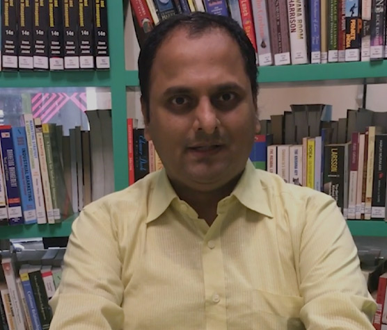 Shrinivas Shikaripurkar | SP Jain School Of Global Management